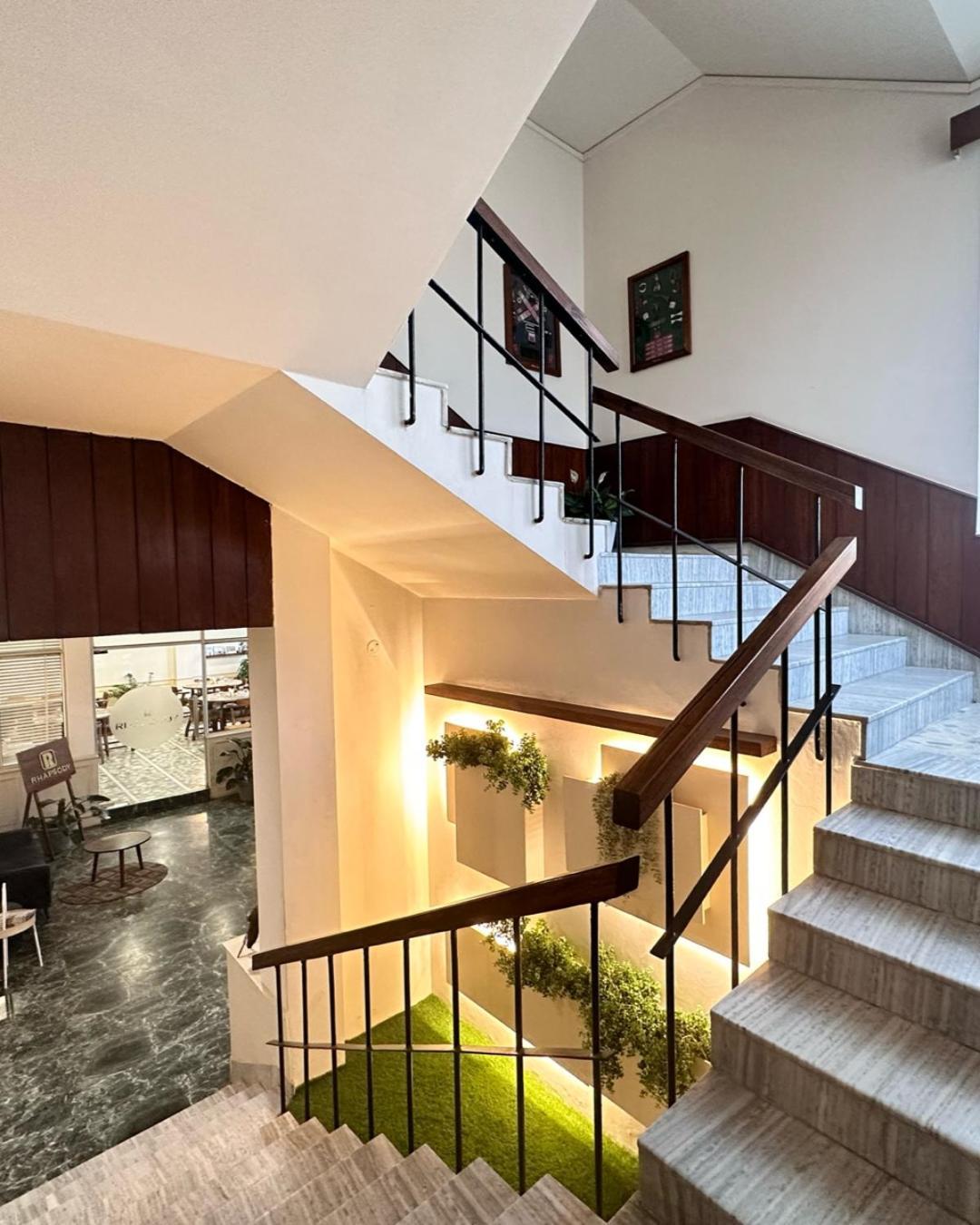 Hotel Tragopan Dimāpur 外观 照片